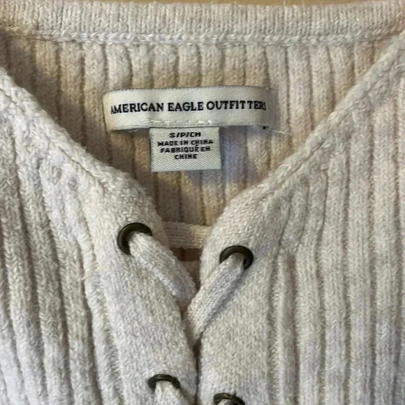 American Eagle Cropped Sweater Tank - Picture 2 of 5